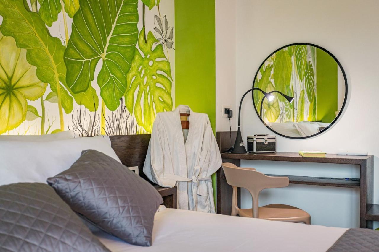 Apartments Bijou With Big Private Garden Near Umag Vilanija Екстериор снимка