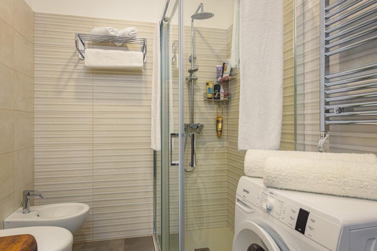 Apartments Bijou With Big Private Garden Near Umag Vilanija Екстериор снимка